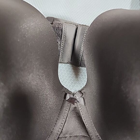 Paramour by Felina Style 255455 Memory Foam Convertible T-Shirt UW Bra Size 38DD - Picture 4 of 7